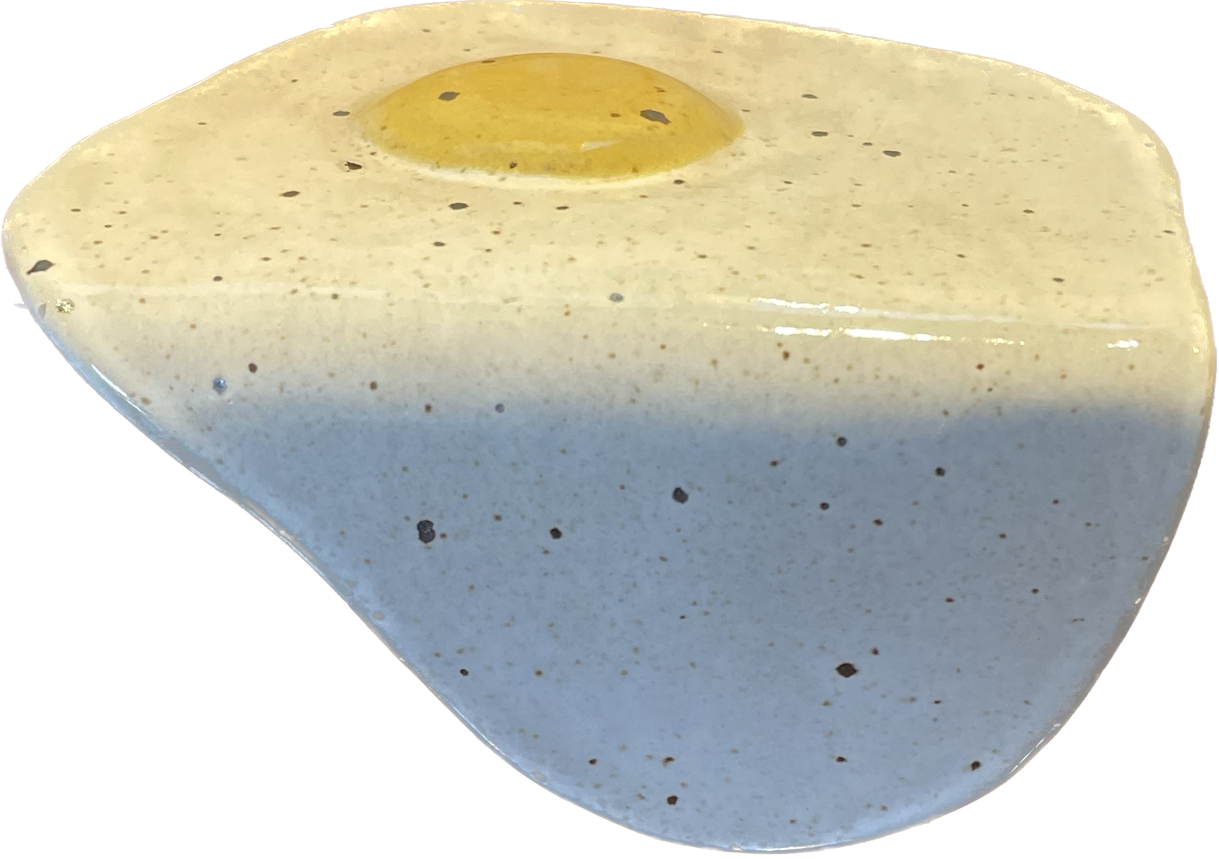 Ovo caído // Ana Clara Dinucci