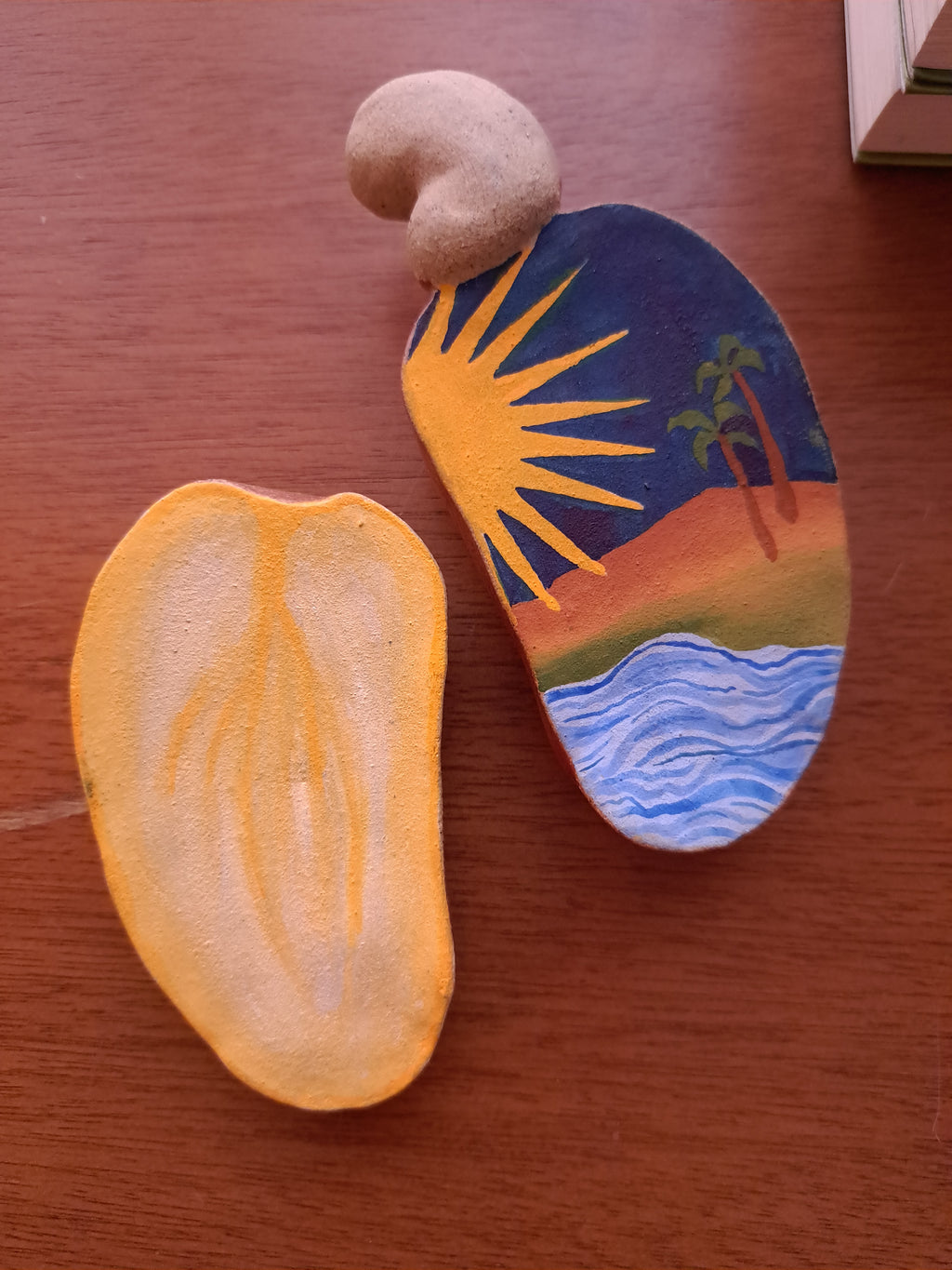 Dentro do caju I // Fernanda Peralta