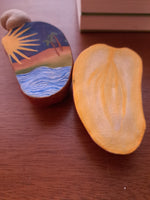 Dentro do caju I // Fernanda Peralta