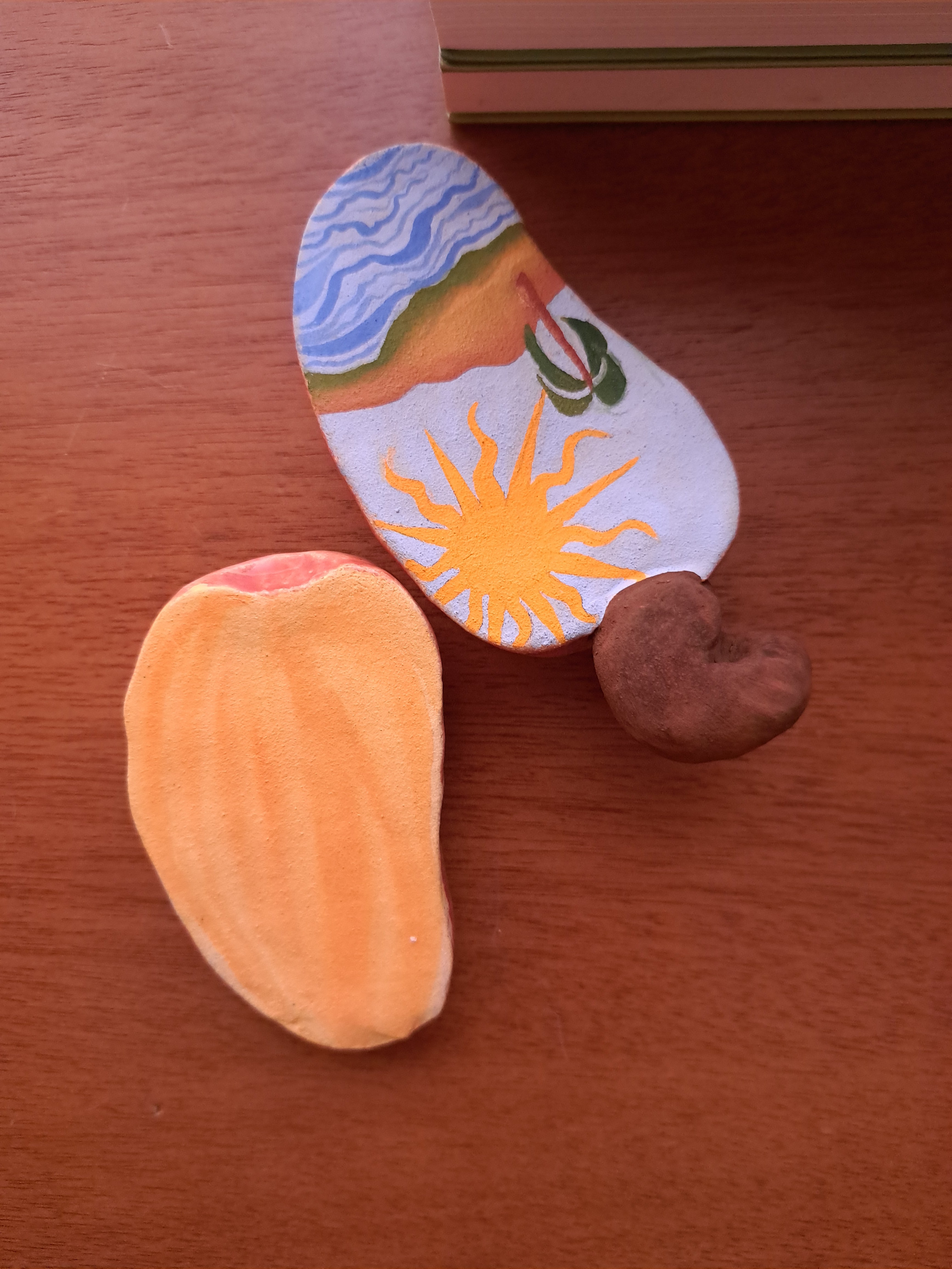 Dentro do caju II // Fernanda Peralta